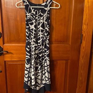A PEA IN THE POD MATERNITY DRESS
